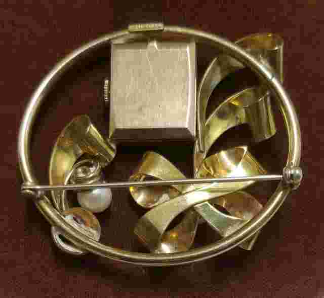 Vintage ROYCE SWISS Mechanical Self-Winding Watch Brooch- 7 Jewels Gold & Pearls