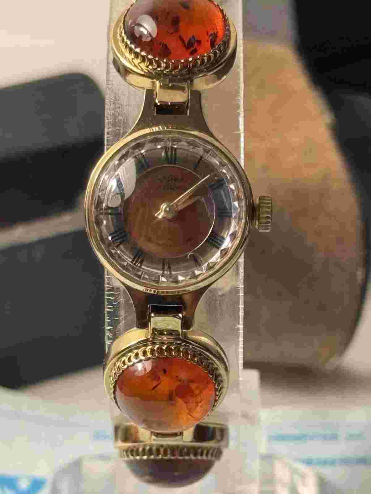 Vintage  Chaika (ЧАЙКА) Women's Watch with Amber Wristband