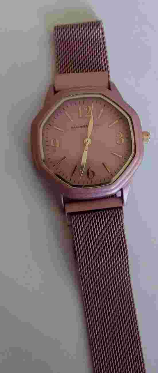 Isaac Mizrahi Live! MAGNETIC MESH STRAP Watch Dusk Rose color Stainless Steele