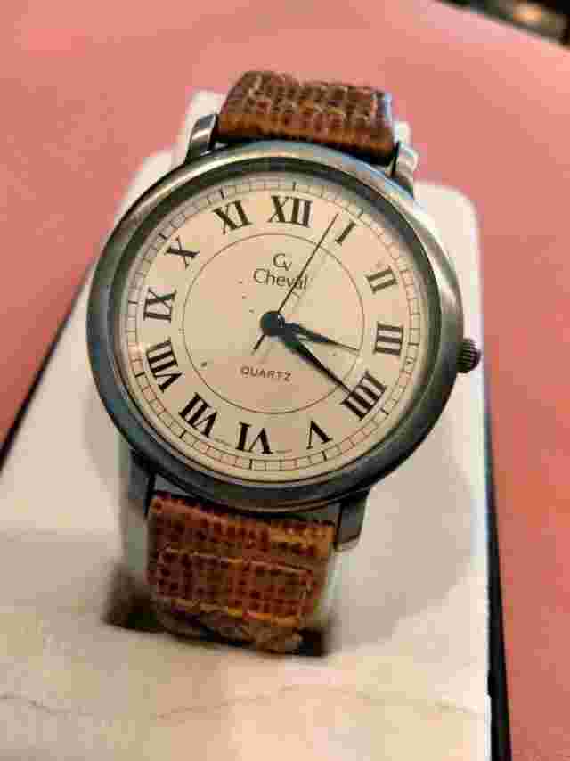 Cheval unisex watch very unique braided straps give it a nice look.