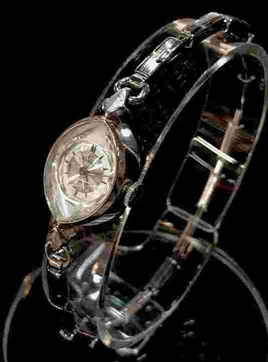 Alpha Analog Manual Women Vintage 277431750