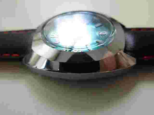 Aseikon Colombo style 1970's boy size watch - running