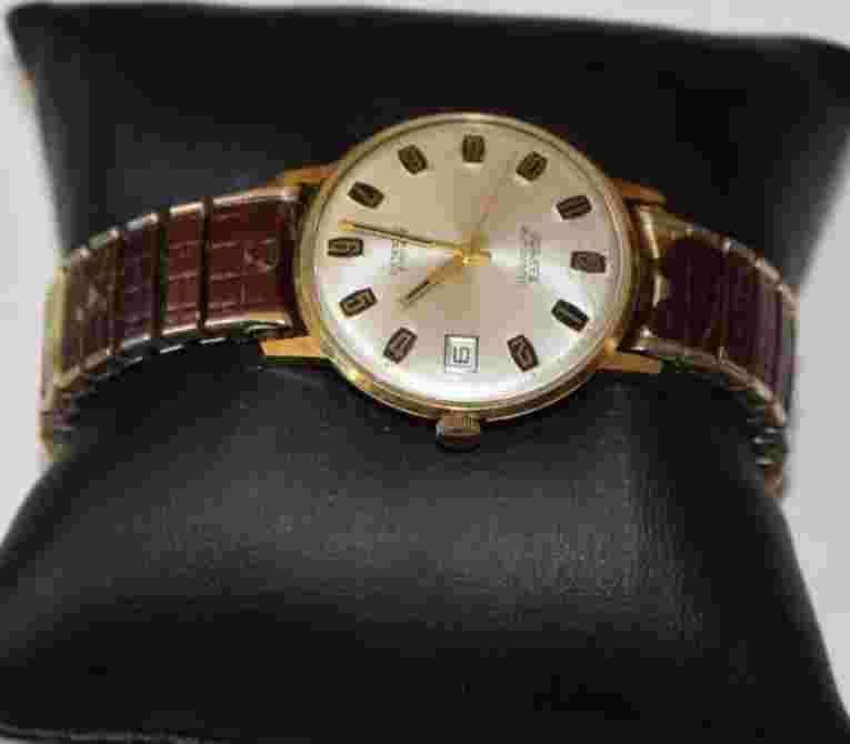 Vintage PROVITA Automatic 25 RUBIS  Surfboard Indices Jewels MENS Watch Running