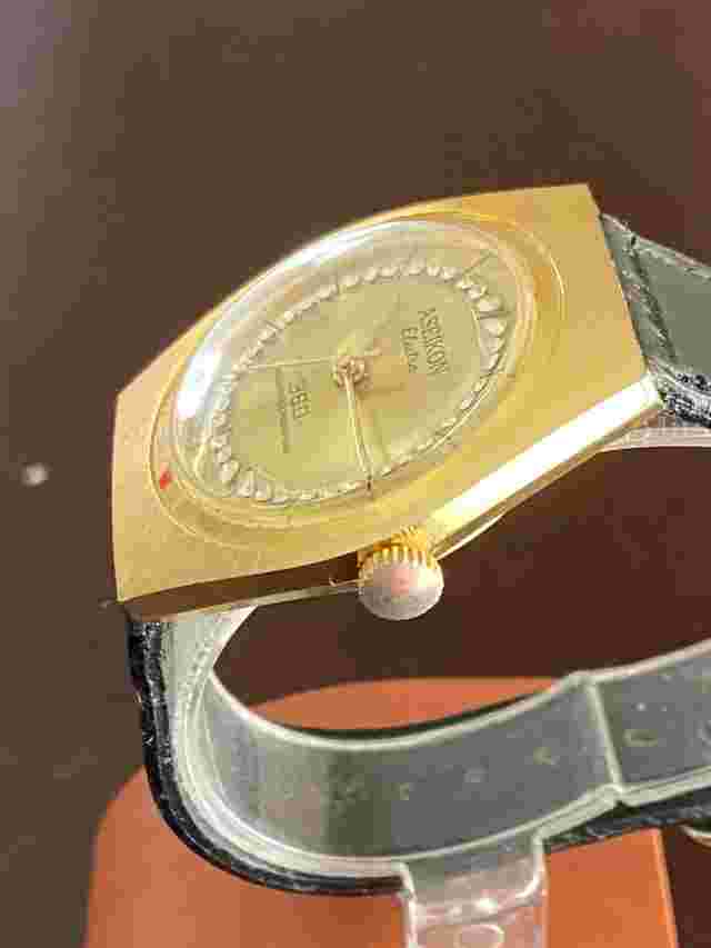 VINTAGE MEN'S ASEIKON ELECTRA 360 WRIST WATCH, VERY NICE, KEEPING TIME