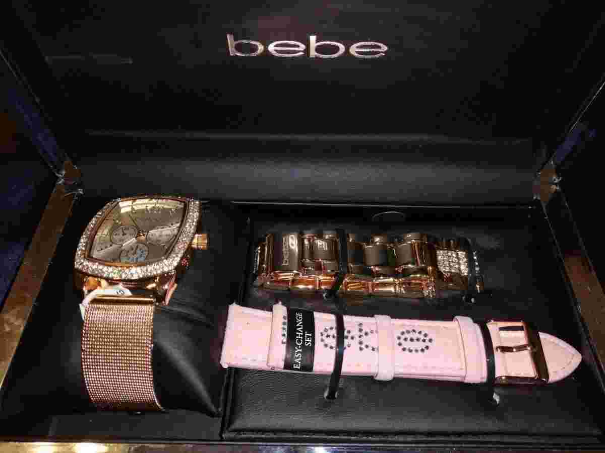 Set of bebe Women Watch 35x40mm  Stainless Steel Gold Style BEB9024RO
