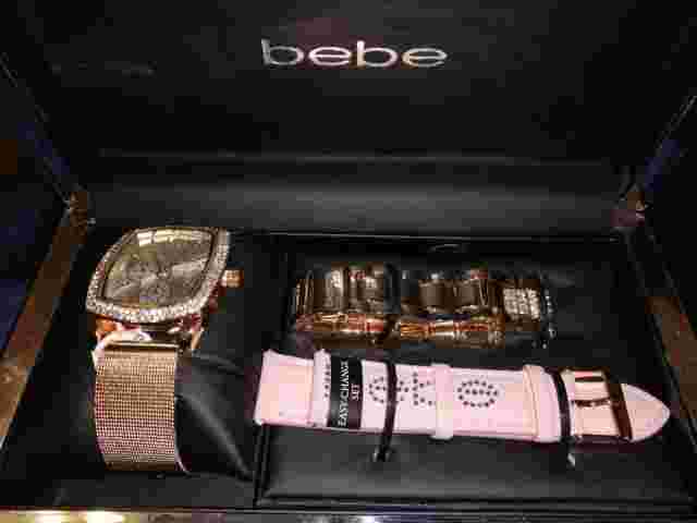 Set of bebe Women Watch 35x40mm  Stainless Steel Gold Style BEB9024RO