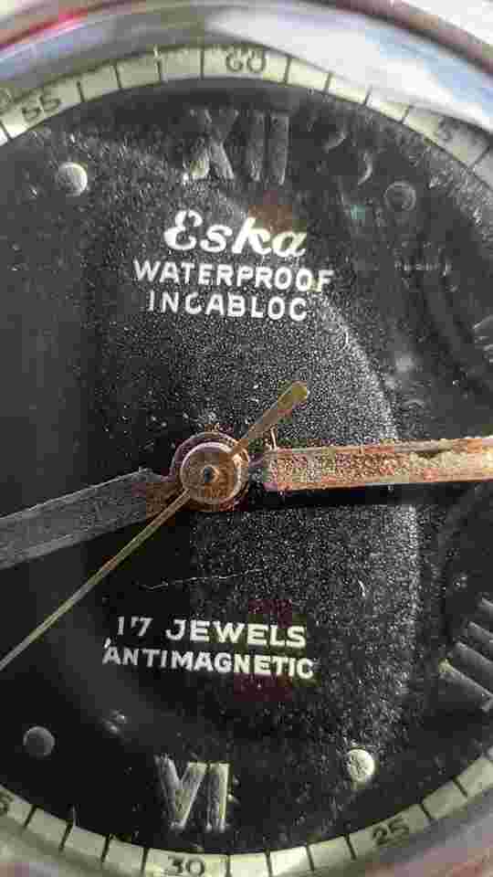 Vintage Eska military all steel ww2 era wristwatch gilt two tone black dial work