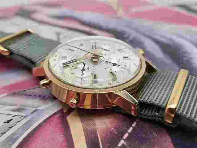 Vintage Gigandet Wakmann Triple Date Chronograph with Valjoux 72C Gold