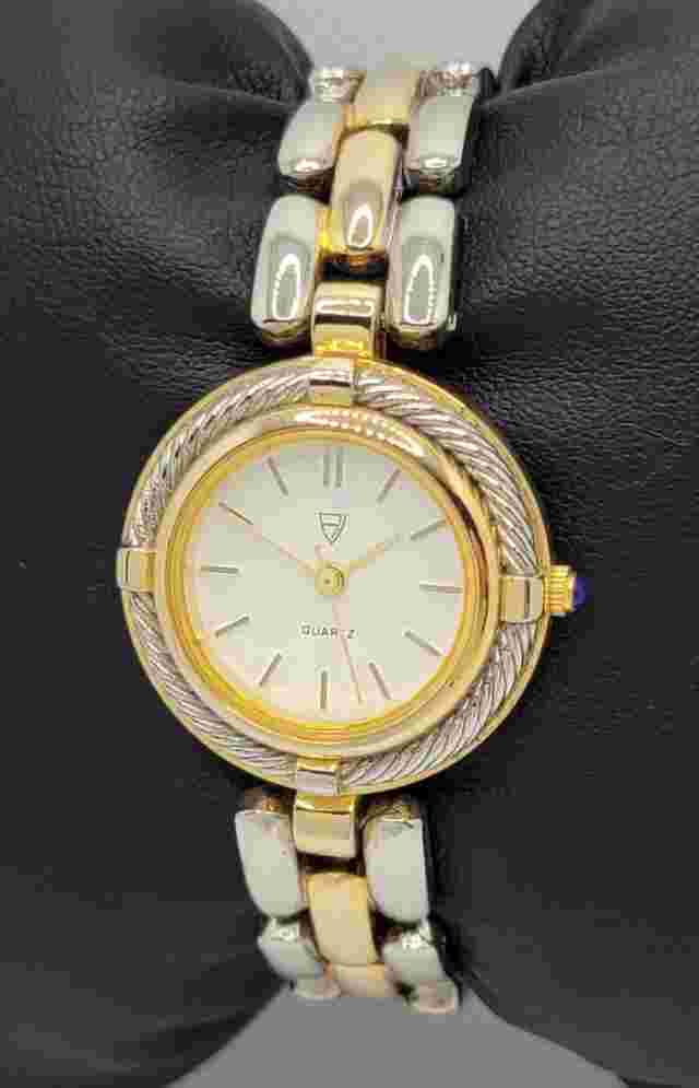 Ladies Alexander Julian Elegant Silver Gold Tone White Dial Analog Watch F6