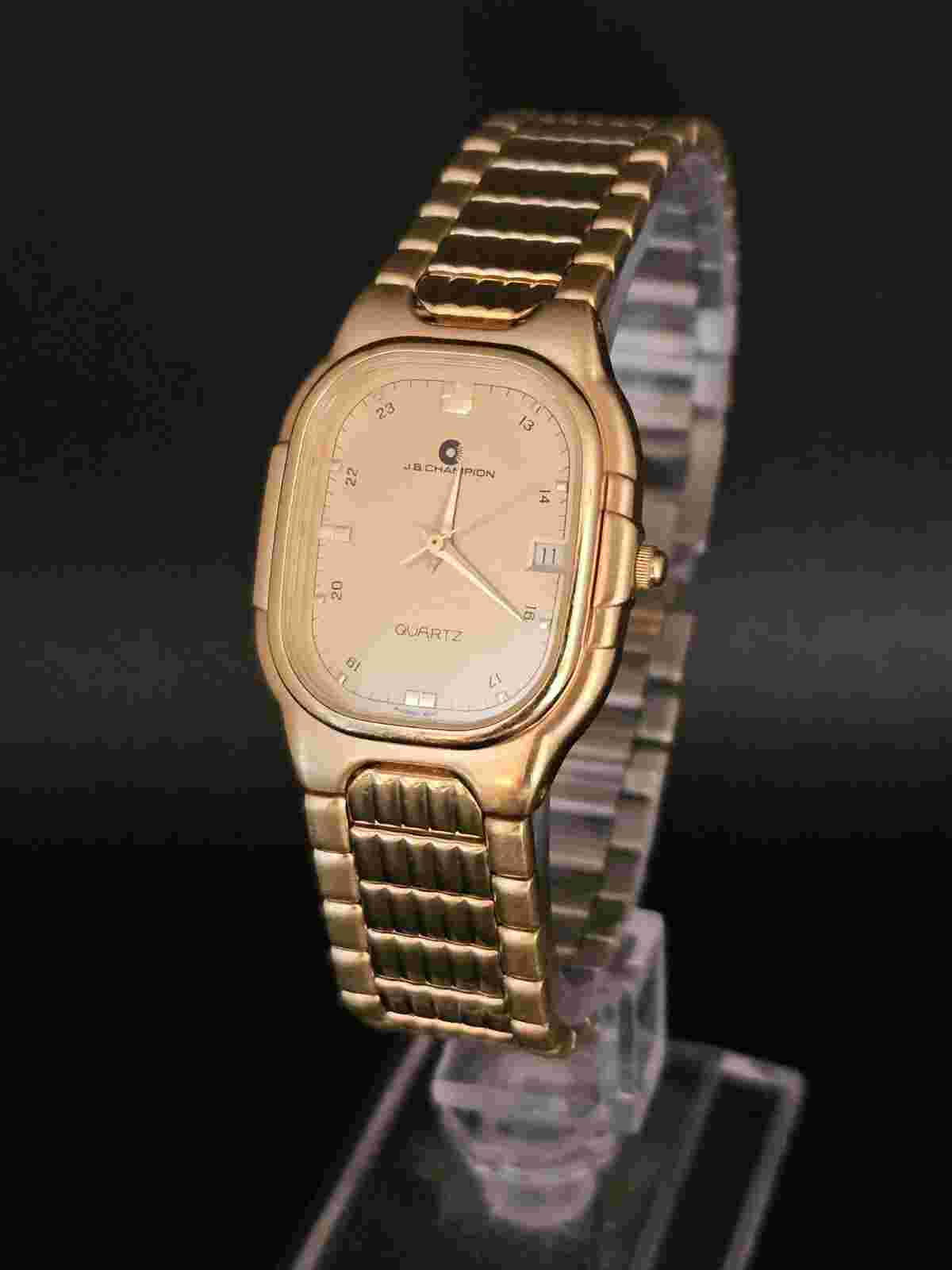 Vintage 90s JB. Champion Mens Classic Goldtone Date Watch Stainless Steel Band