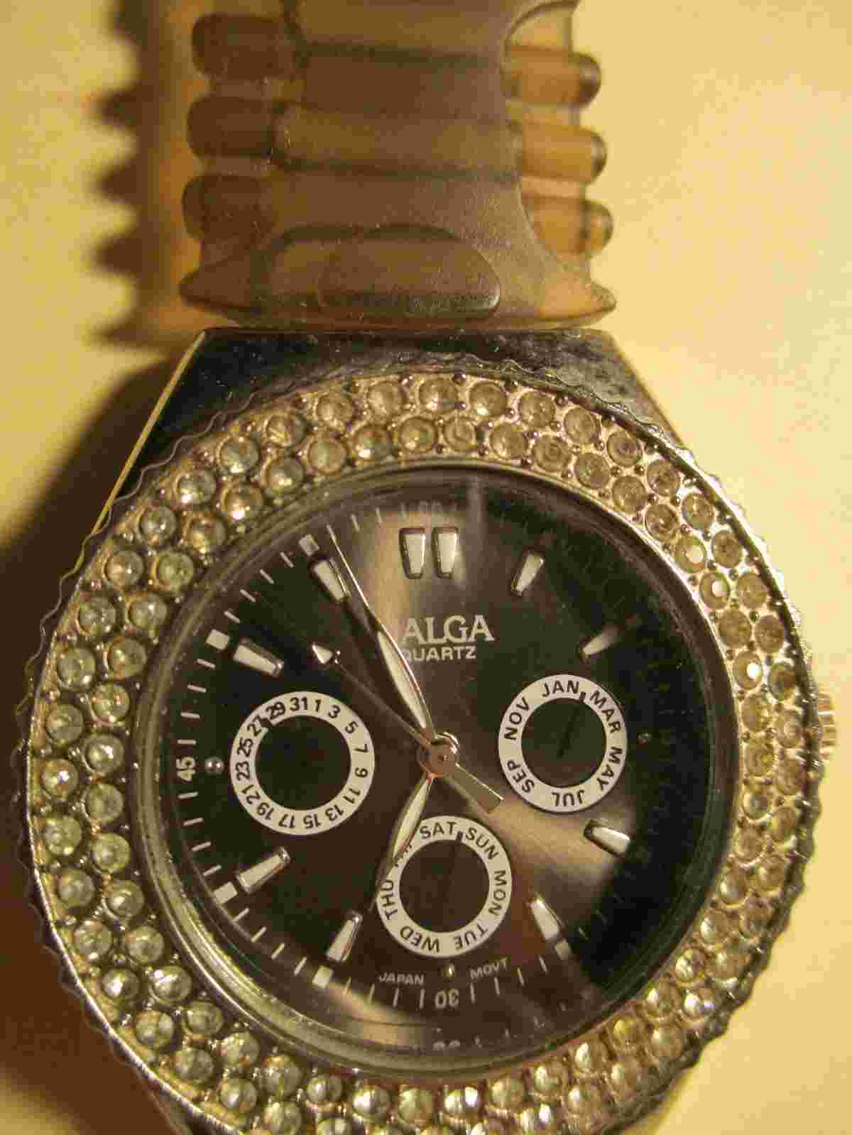 Preowned JALGA Womans Quartz Watch W/Rhinestone Face+ New Battery+ Works Great++