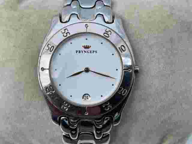 Vintage PRYNGEPS Wristwatch Silver Tone Analog Date Calendar Rare Watch