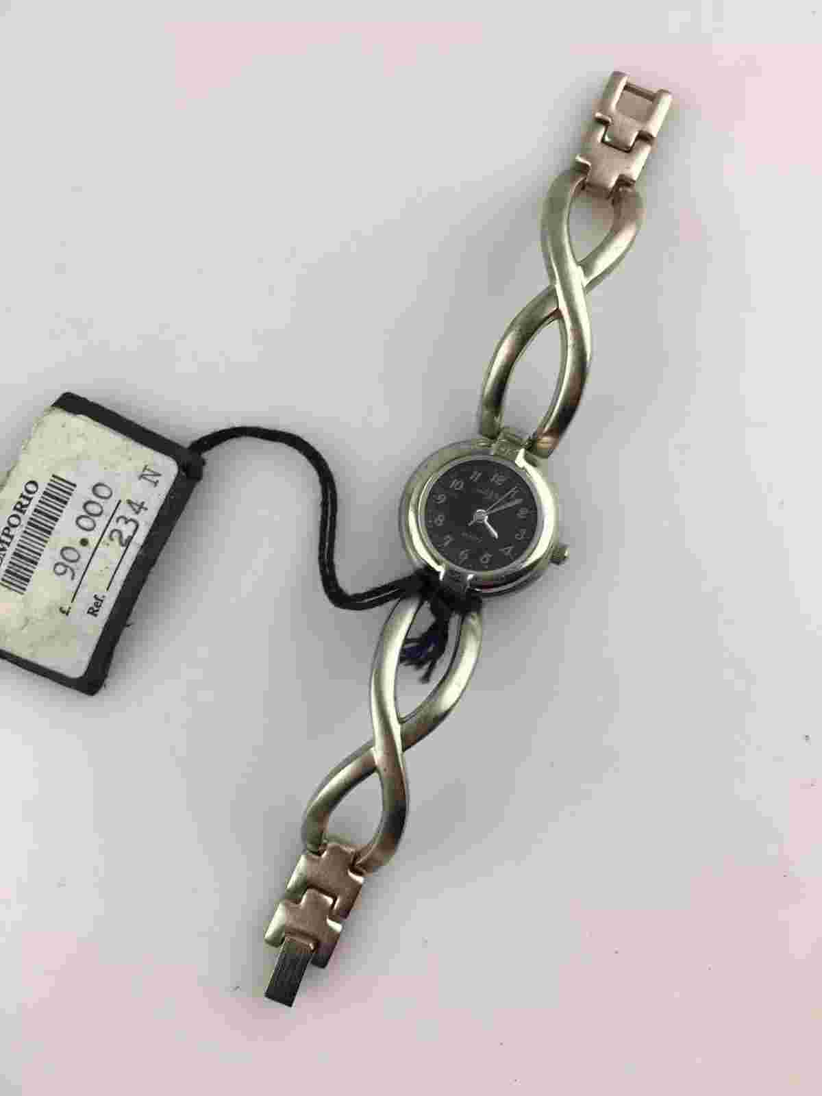 Watch M&M Primo Emporio Quartz Women Fashion All Steel Short Bracelet
