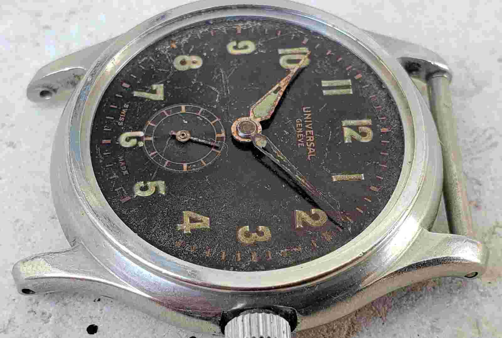 RARE VINTAGE UNIVERSAL IMPERMEABLE MILITARY STEEL AUTOMATIC BUMPER WATCH