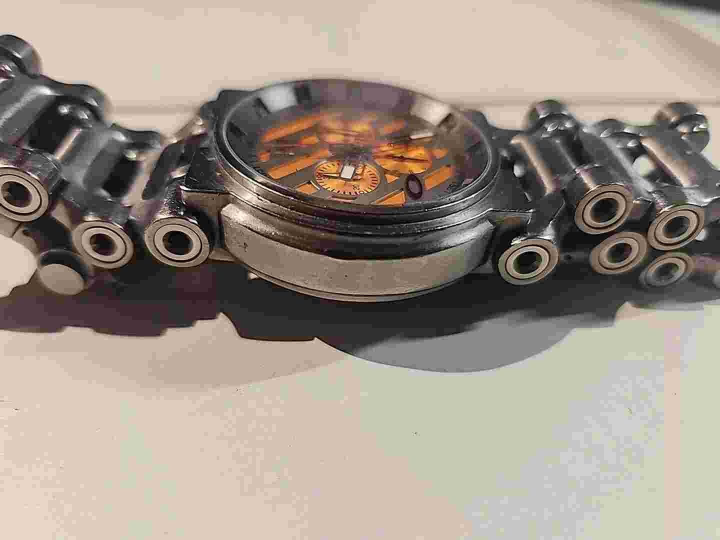Oakley Hollow Point Orange Watch 13 Links