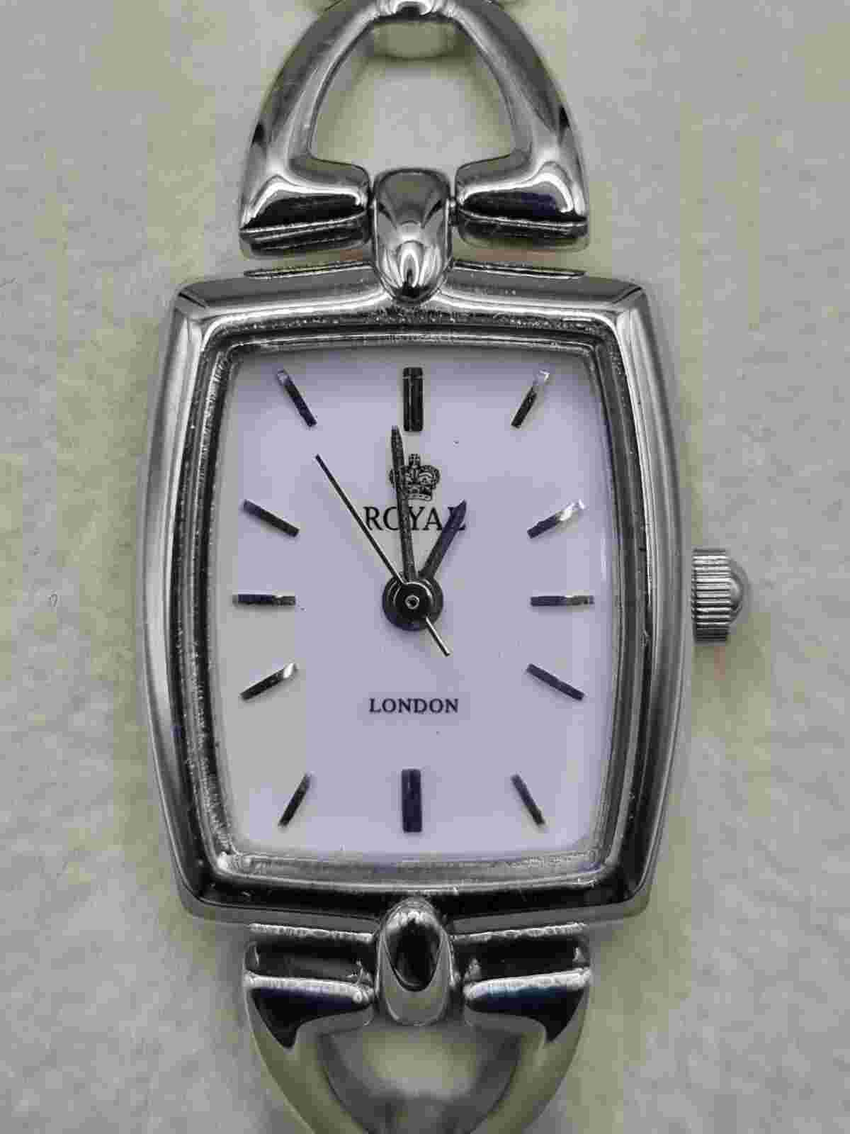 Rare Boxed Royal London SilverTone Wristwatch Untested Rectangular Watch 19.56mm