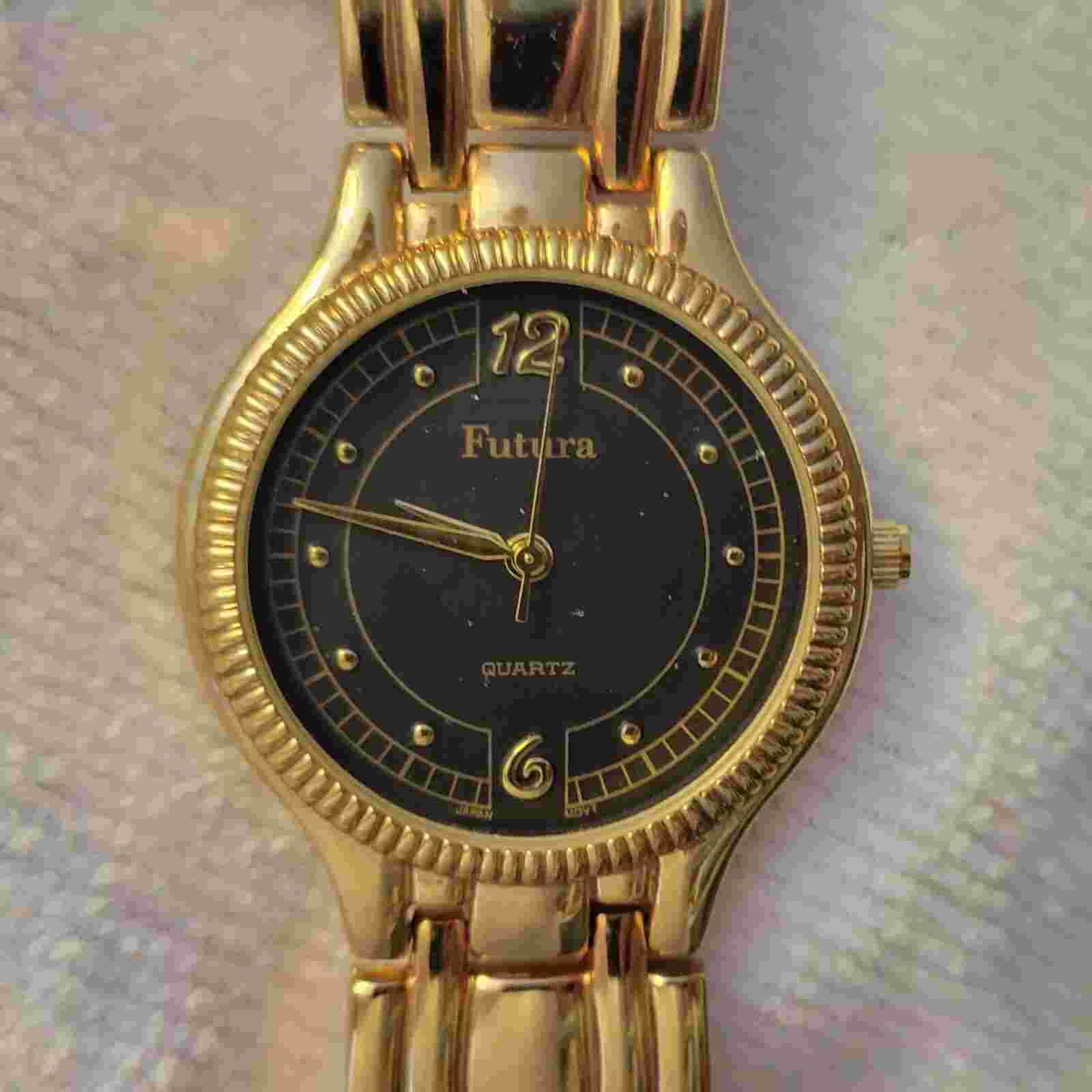 Vintage Futura Gold Tone Black Dial Heavy Band Mens Watch New Battery Runs Great