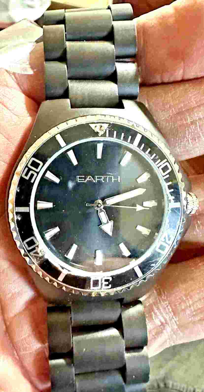 Ebony Wood Watch - EARTH WOOD - Date Indicator