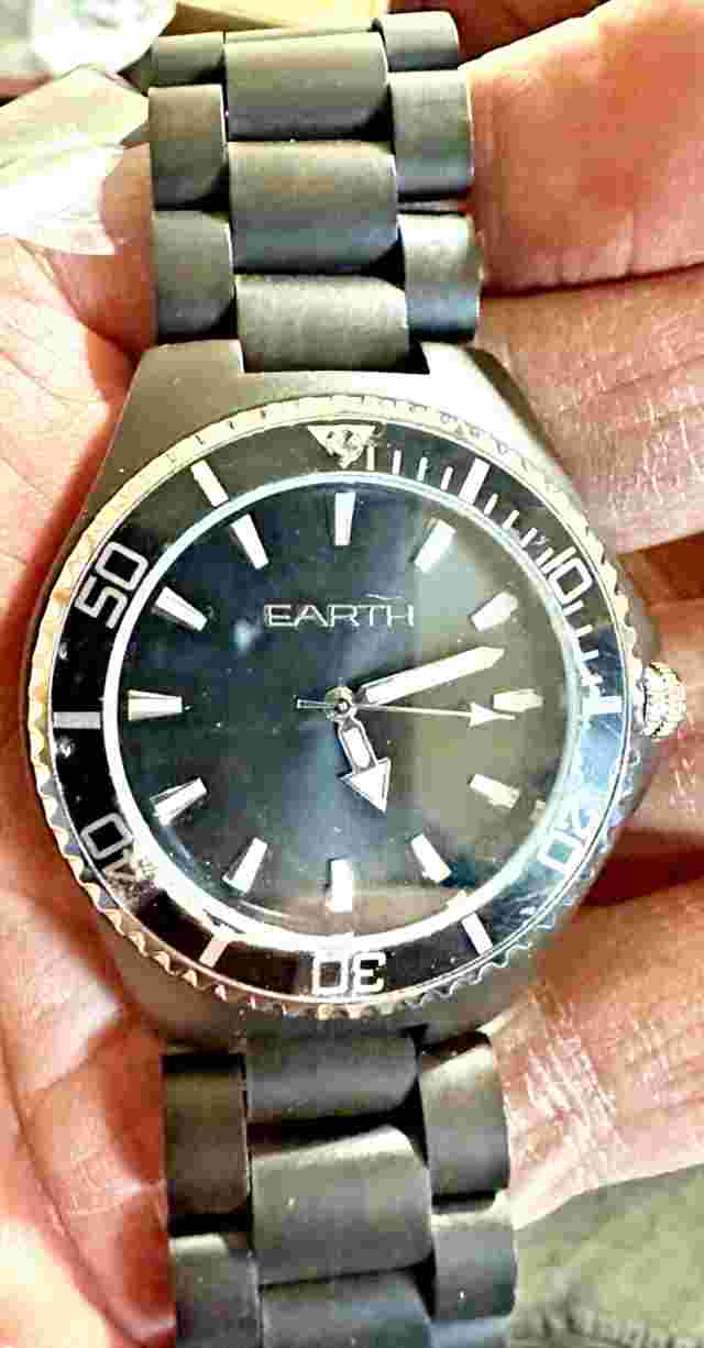 Ebony Wood Watch - EARTH WOOD - Date Indicator