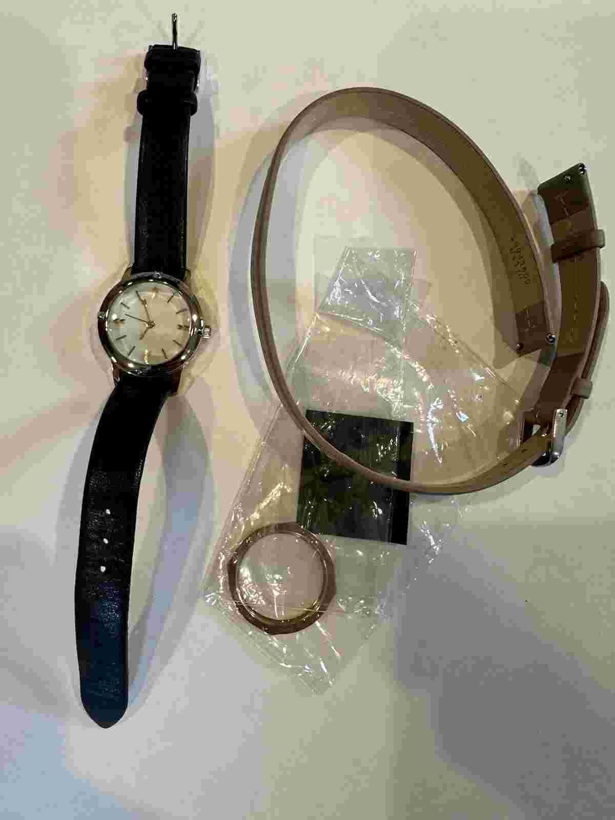 STELLA AND DOT Mother of Pearl Leather Watch With Extra Band And Ring