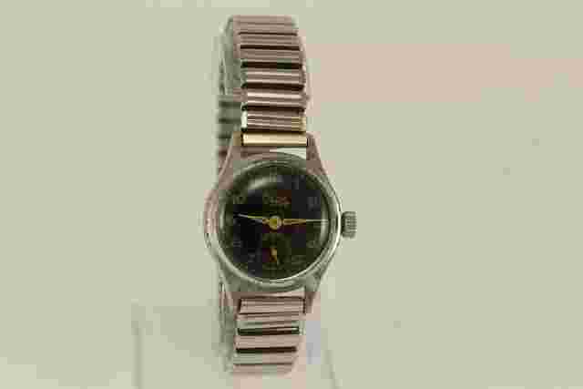 WWII 1940's BIFORA TOP Ladies Swiss Military Wrist Watch