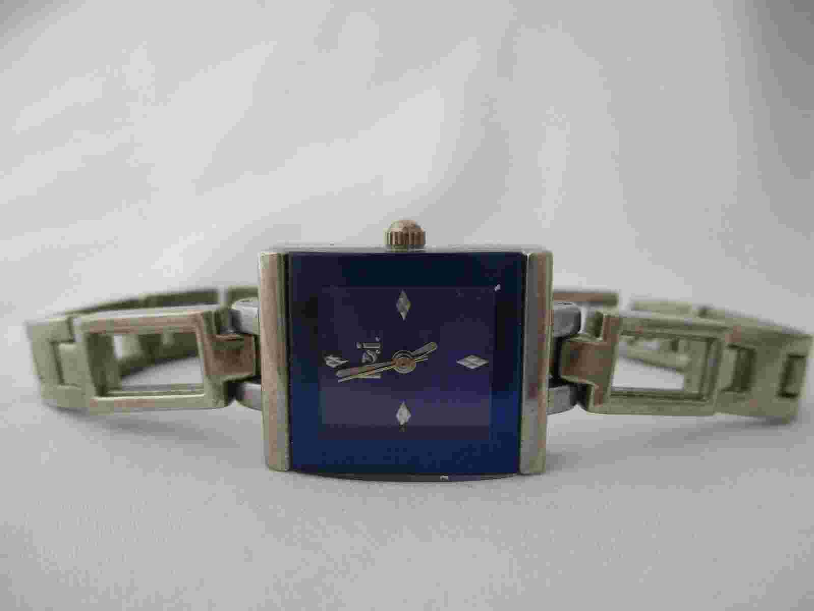 LEI Women's Analog Watch Silver Toned Bracelet Band