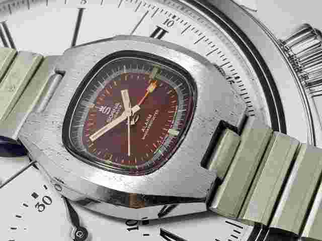 NICE & RARE VINTAGE SORNA ALARM WIND UP GENTS RED DIAL 3.