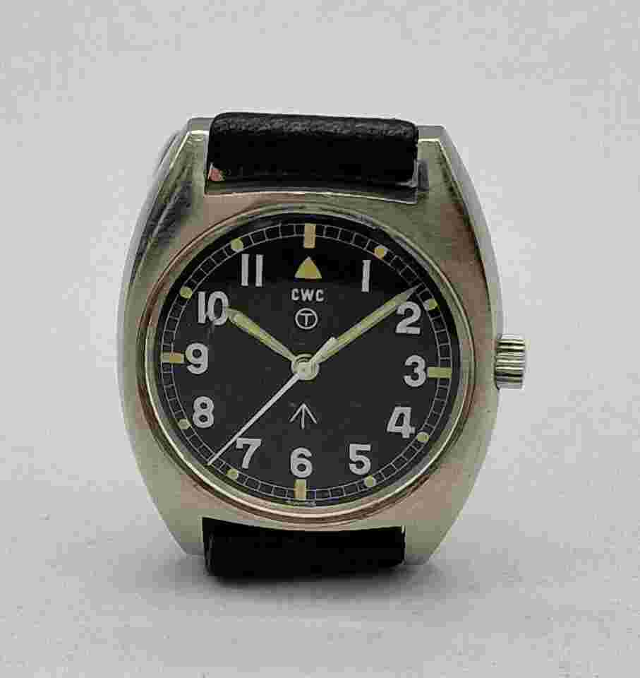 RARE 1979 CWC 2957/79 BRITISH MILITARY BLACK DIAL MANUAL WIND MAN'S WATCH / R075