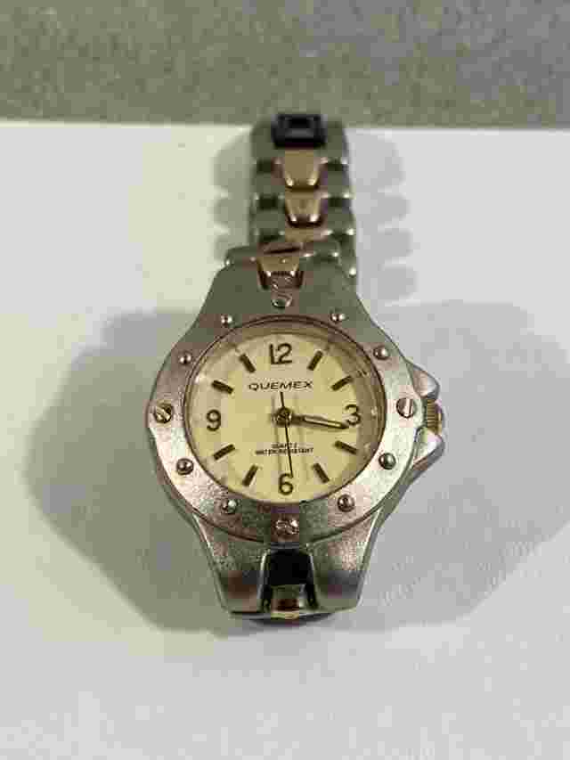 Quemex Quartz Water-Resistant Womans Watch - Japan - New Battery