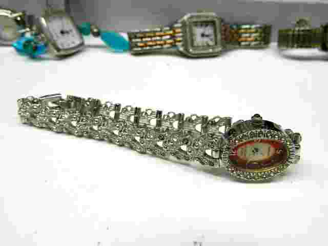 Vintage SARAH COVENTRY Supreme  Rhinestone &Orange face Silver tone Lady's watch