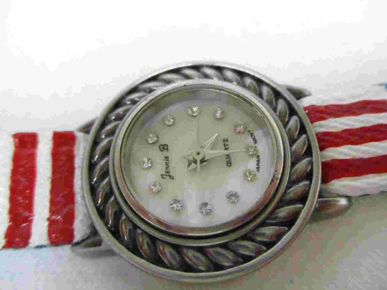Jennie B Analog Wristwatch with a Buckle Band and Quartz Movement