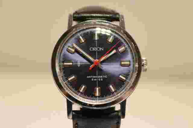 VINTAGE BEAUTIFUL MEN'S SWISS CHROMED MECHANICAL WATCH "ORION" WITH BLUE DIAL
