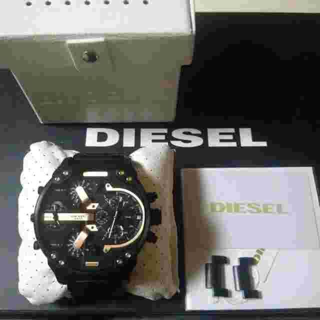 Popular Model Diesel Dz7312 Big Face