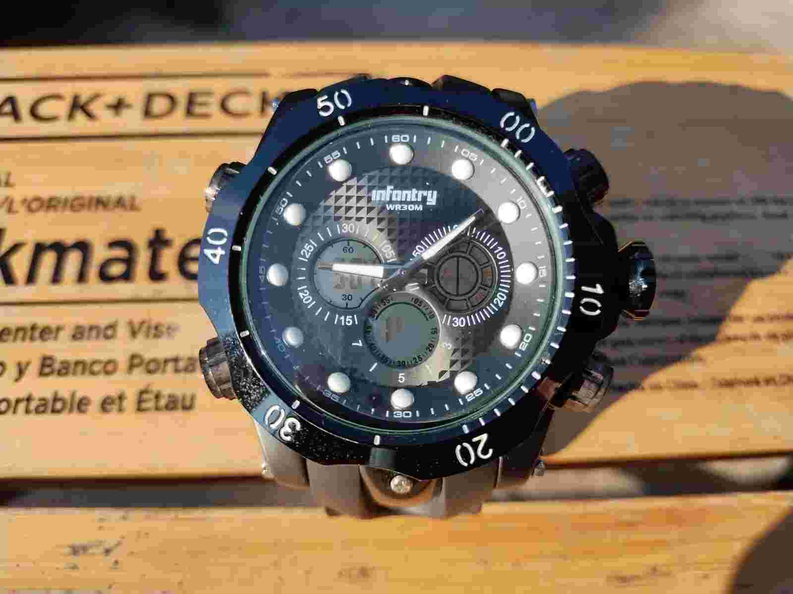 Genuine INFANTRY Co. LTD WR3OM Analog / Digital Watch **EUC**