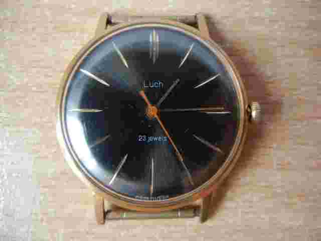 Luch 2209 wrist mens watch AU 20 Jewels 23 Slim Gold plated USSR RARE Serviced