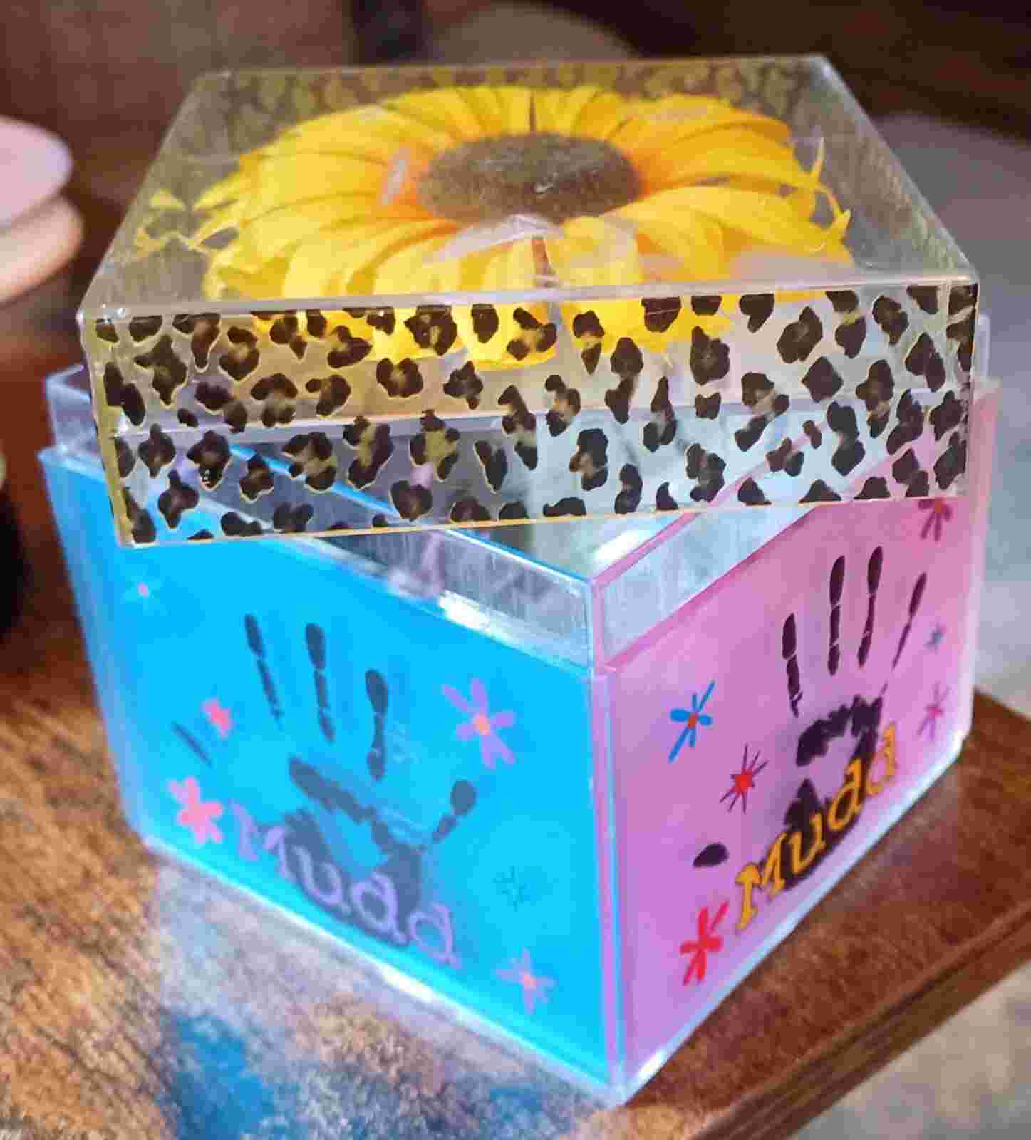 Y2K MUDD Jeans Watch Trinket Box Only Clear Acrylic Sunflower Vintage Boho