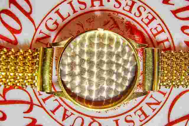 ORATOR VINTAGE 14 CARAT SWISS GOLD WATCH 15 JEWELS
