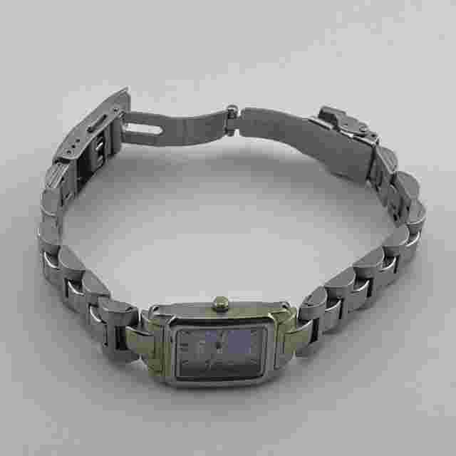 Roxy Womens Watch 18mm Case Blue Dial Quartz Three Hands Analog