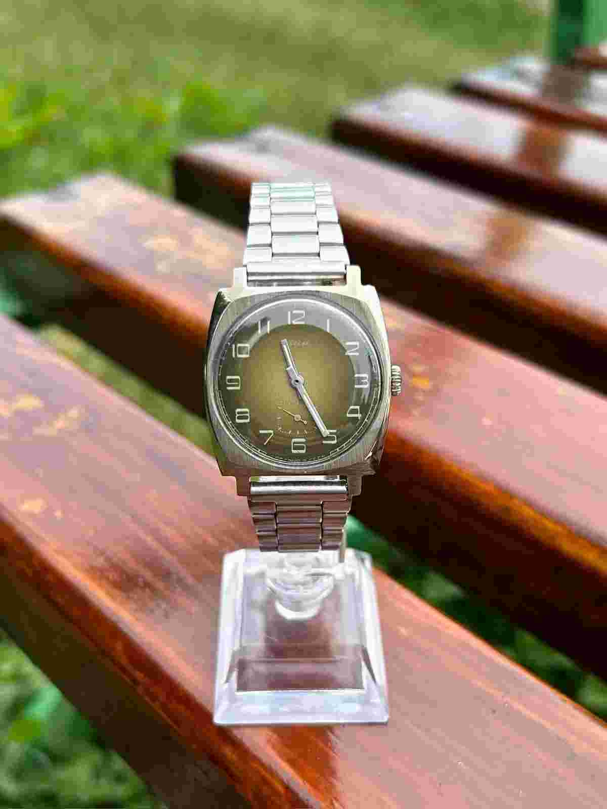 Vintage Wristwatch Zim Soviet USSR Retro Mechanical Wrist Watch Excellent 1980s