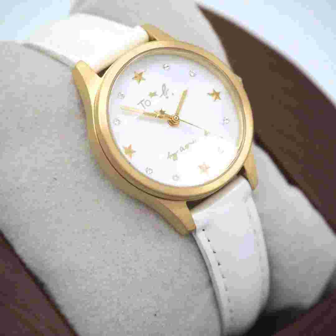 21 Agnes b watch ladies watch white cut glass