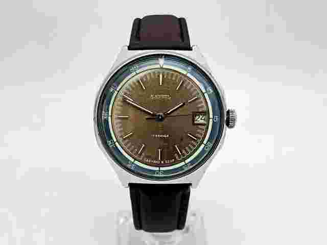 WOSTOK 2214 SU Vintage Mechanical Wristwatch USSR Watch Vostok Serviced