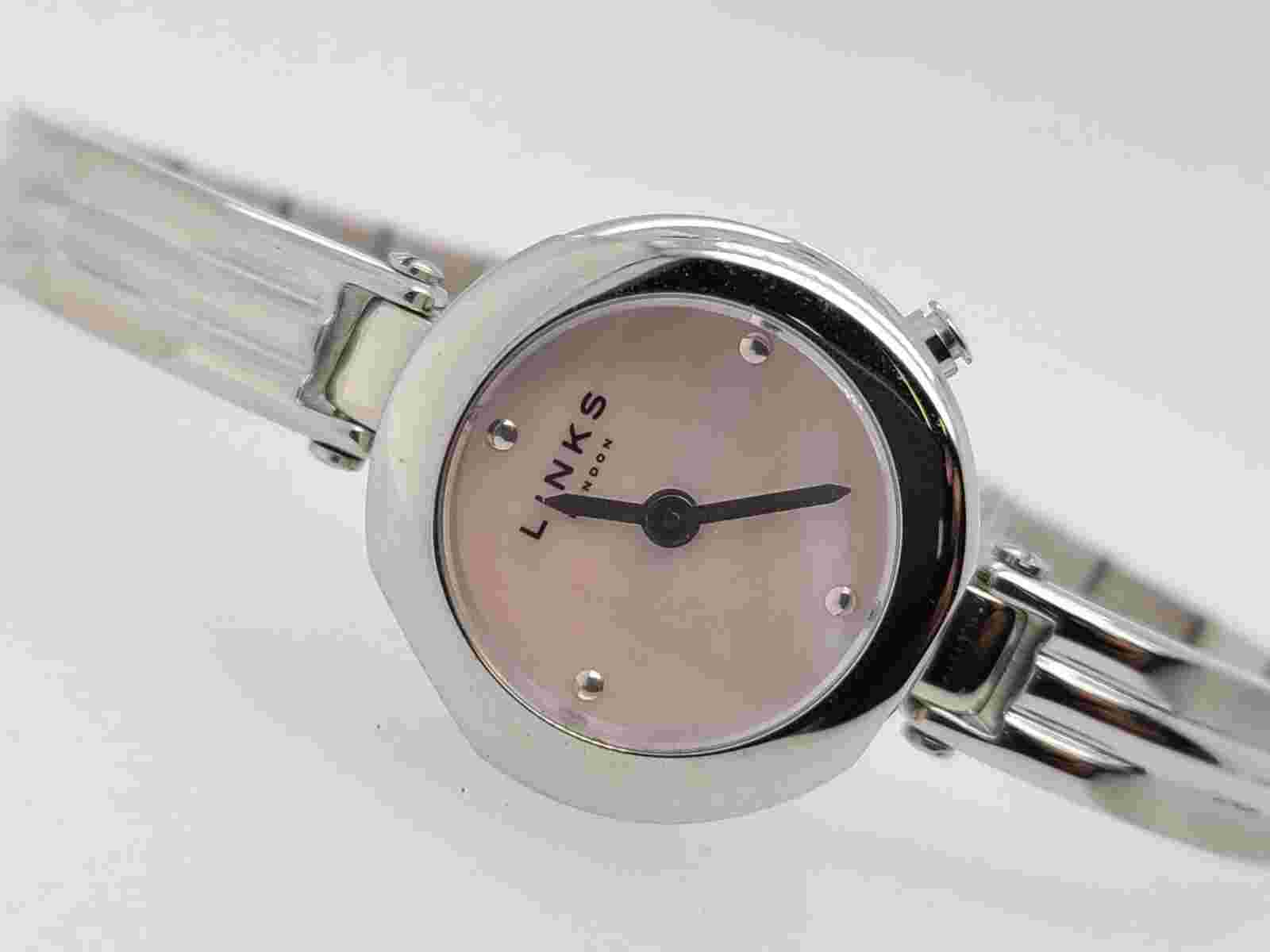 Links Of London Mother of Pearl Women Bracelet Watch 6010.0177 for Parts/Repair