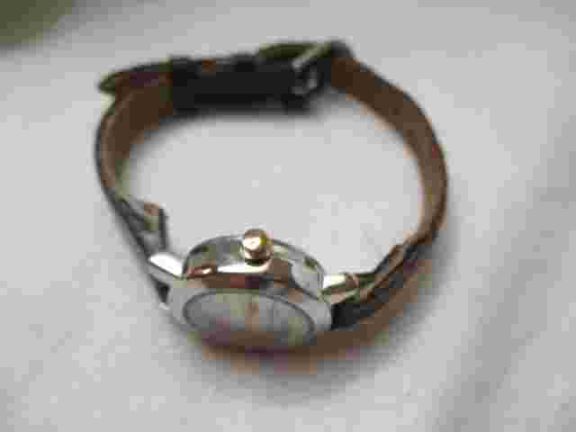 Jaclyn Smith Wristwatch Brown Leather Buckle Band Silver Tone Face WR 30M
