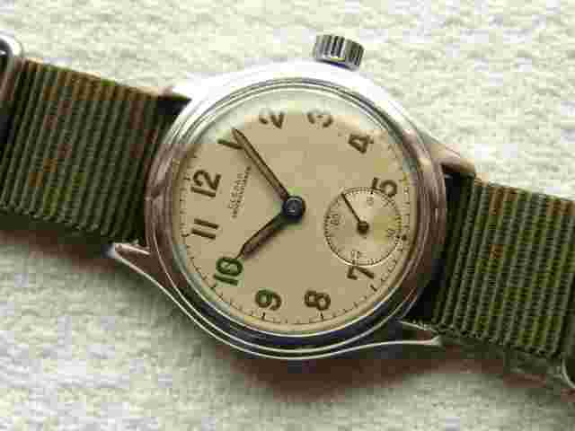 VINTAGE WWII era men's CLEBAR MILITARY COLLECTOR'S WRISTWATCH sterling case