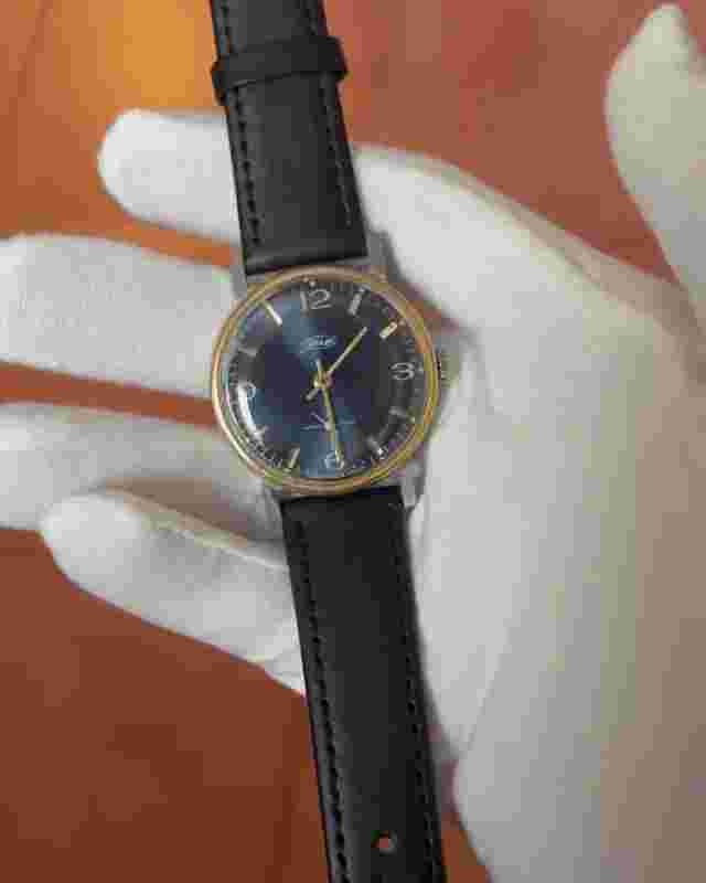 Vintage ZIM Beautiful Watch Soviet Made USSR Retro Mechanical Wristwatch 1980s