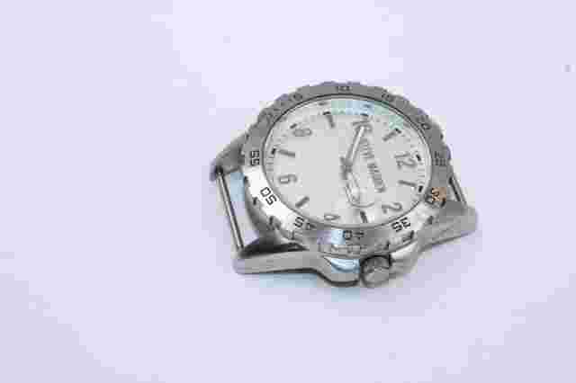 STEVE MADDEN DATE MEN'S Wristwatch SMW021 Classic $1.00 Auction untested