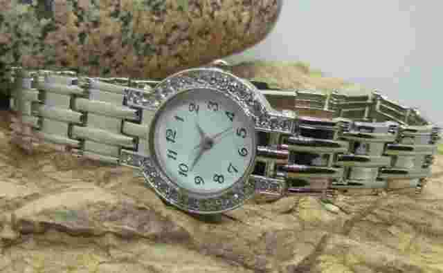 HABAND Rhinestone Bracelet Watch Women's Silver tone NEW BATTERY