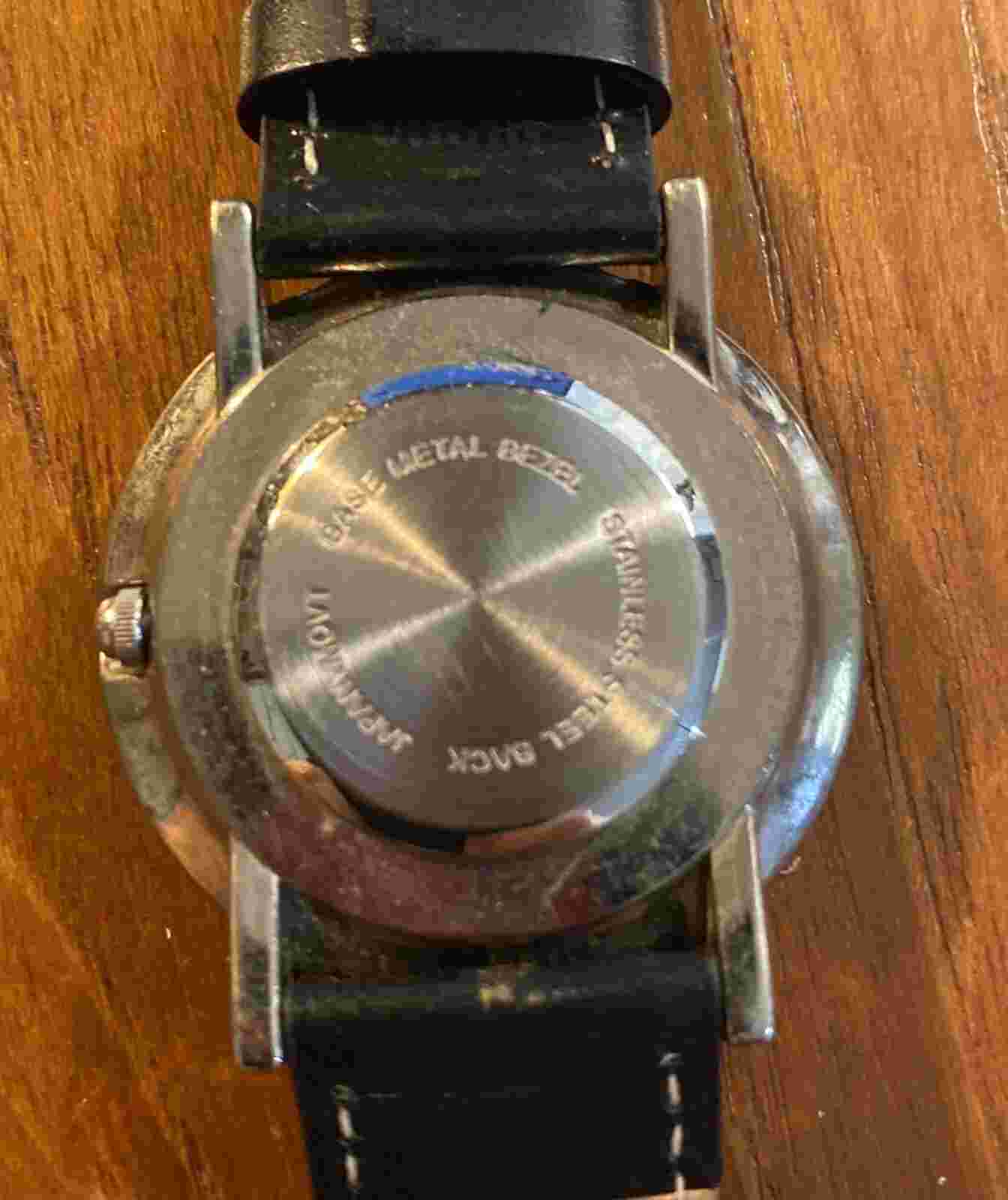 VTG Vera Bradley Floral Watch  Suzani from Winter 2011 Collection needs Battery