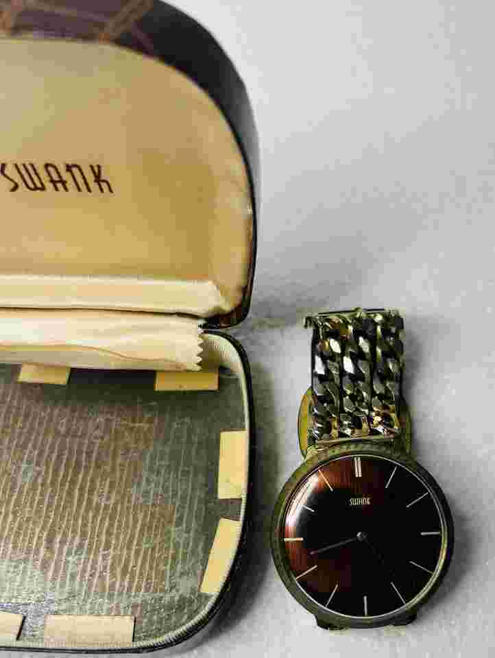 Vintage SWANK Manual Mens Wrist Watch with Brown Face
