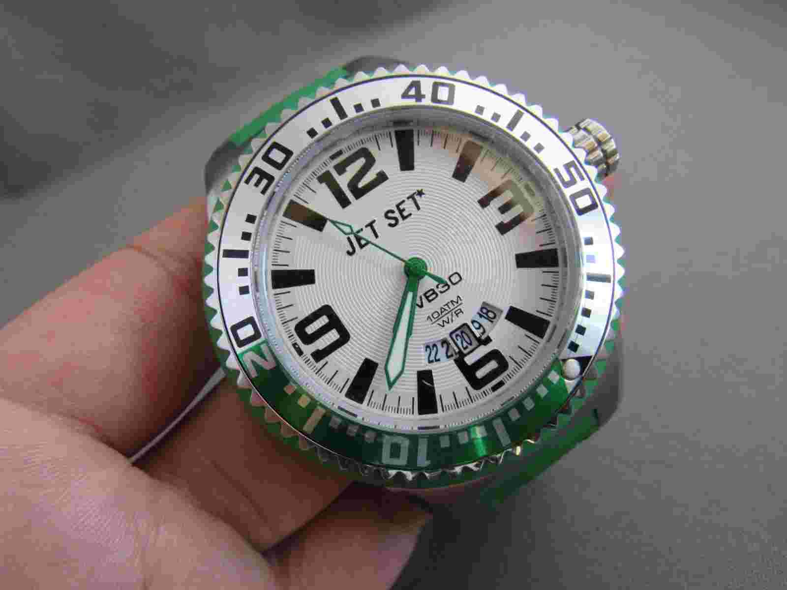 JET SET W830 10 ATM GREEN SPORTS WORKING MENS WRISTWATCH